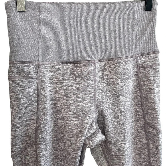 Athleta Women’s Exhale Heel Tights Size Small in Softluxe / Style 511157 - Picture 3 of 10